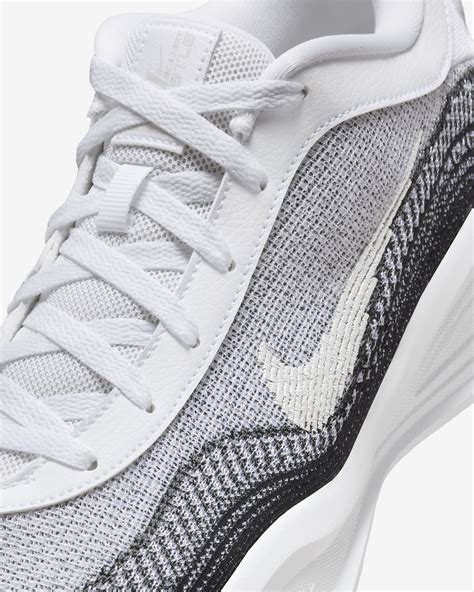 G.T. Hustle Academy EP Basketball Shoes. Nike PH.